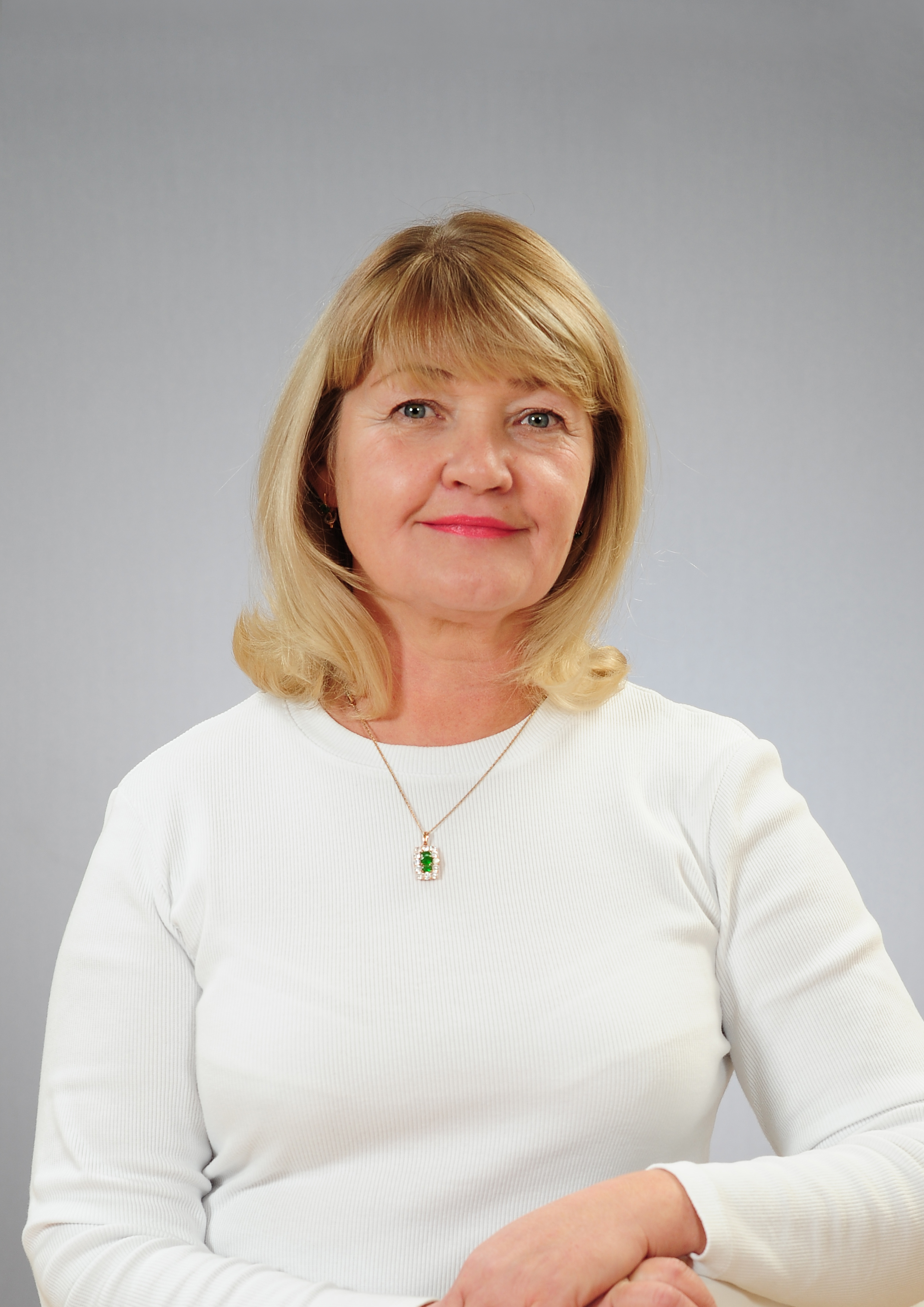Творогова Светлана Юрьевна.